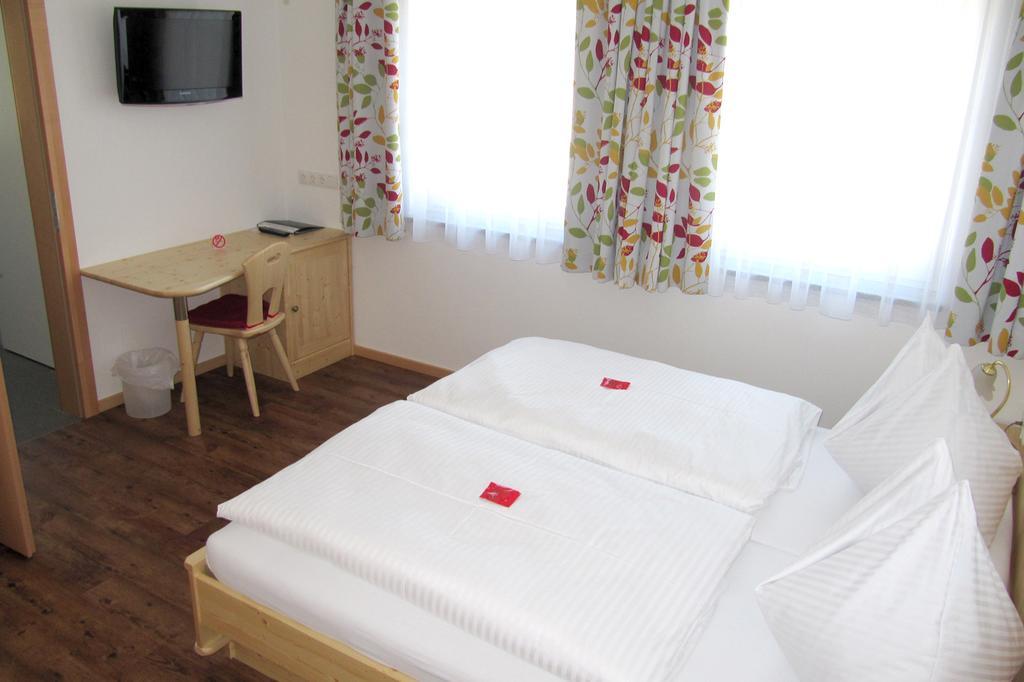 Haus Ofner Am Kreischberg Bed and Breakfast Sankt Georgen ob Murau Rum bild